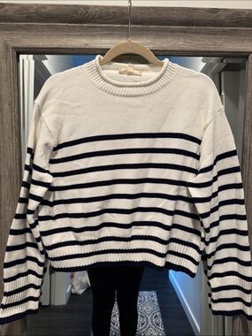 BRIT.NY Striped Crewneck Sweater - Cream and Navy